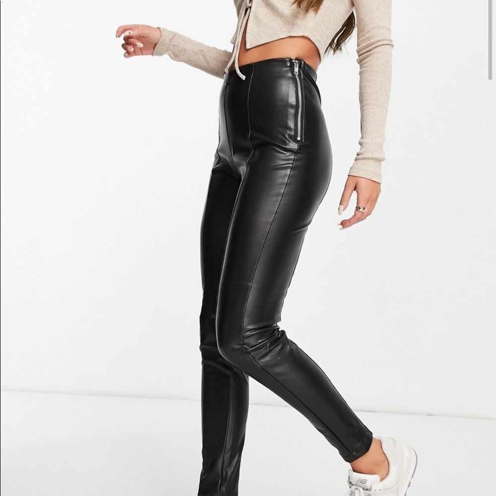 Black faux leather leggings - Picture 4 of 10